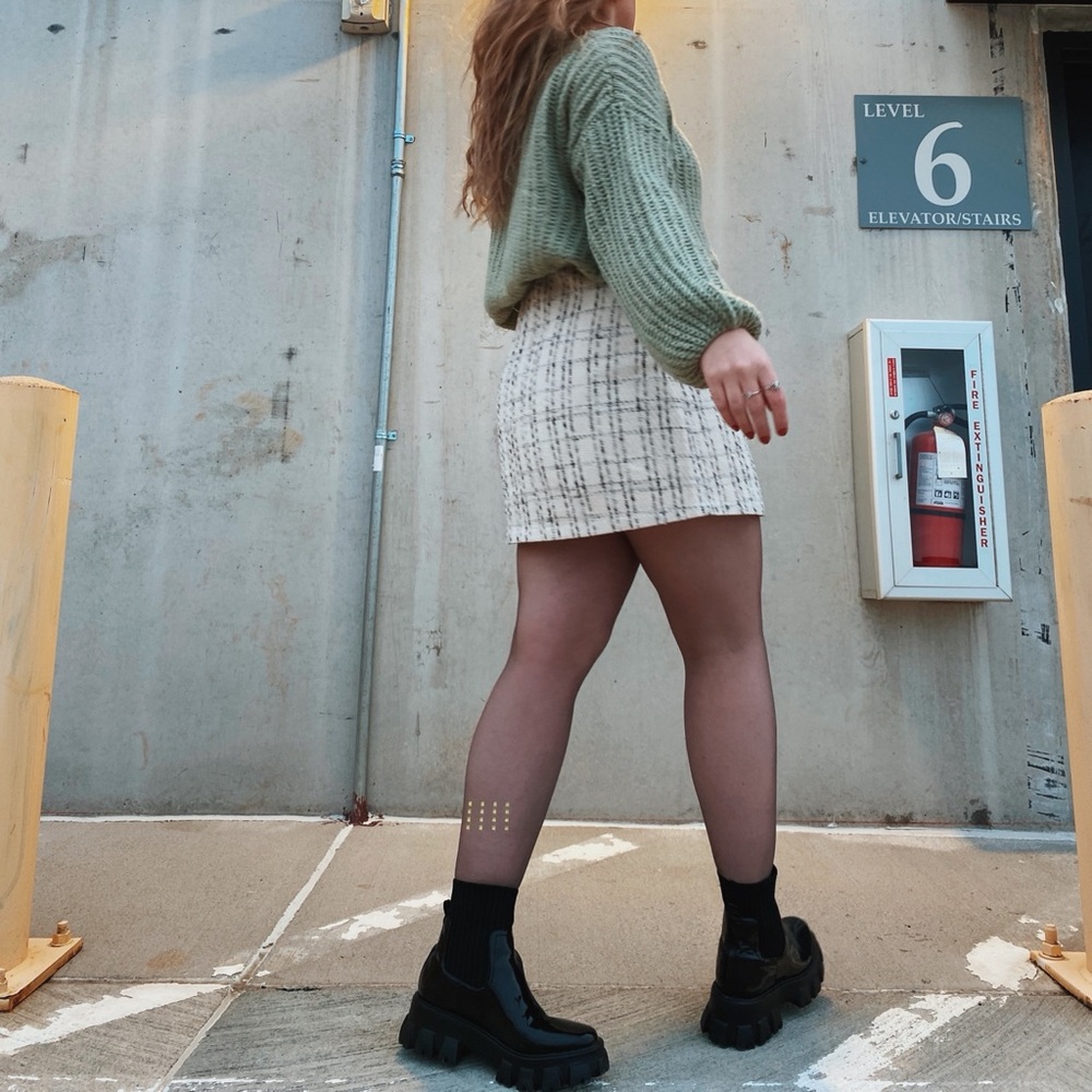 Princess Polly Plaid Skirt - Picture 4 of 4